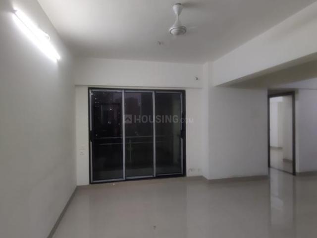 2 BHK Apartment in Kasarvadavali for rent Thane. The reference number is 19940704