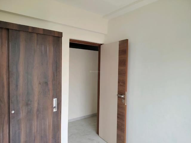 2 BHK Apartment in Kasarvadavali for rent Thane. The reference number is 20018369