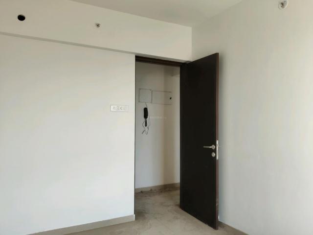 2 BHK Apartment in Kasarvadavali for rent Thane. The reference number is 20145449