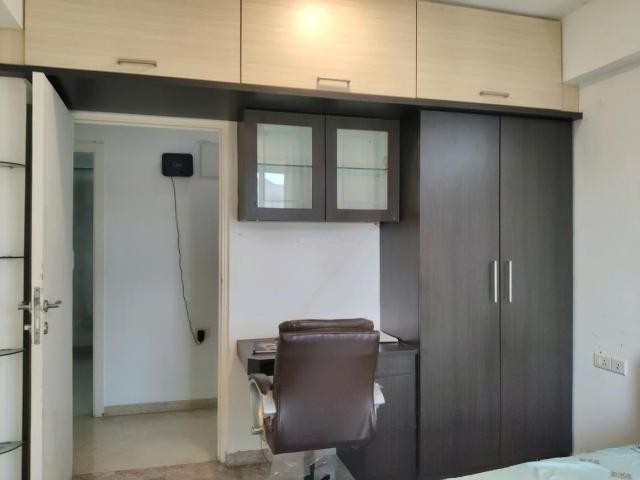 2 BHK Apartment in Kasarvadavali for rent Thane. The reference number is 20104796