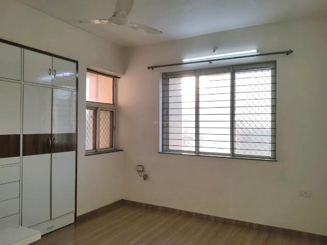 2 BHK Apartment in Kasarvadavali for rent Thane. The reference number is 20104714