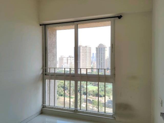 2 BHK Apartment in Kasarvadavali for rent Thane. The reference number is 20106857