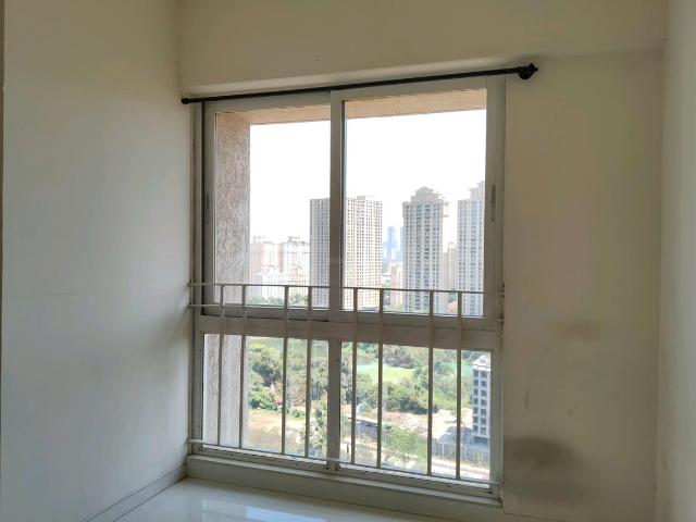 2 BHK Apartment in Kasarvadavali for rent Thane. The reference number is 20107466