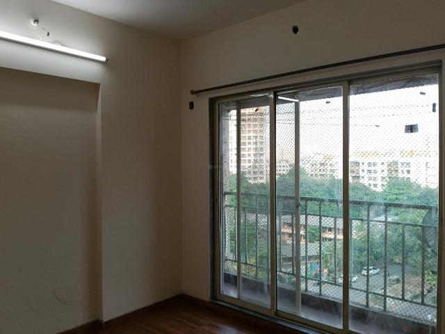 2 BHK Apartment in Kasarvadavali for rent Thane. The reference number is 20111631