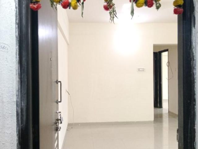 2 BHK Apartment in Kasarvadavali for rent Thane. The reference number is 20113198