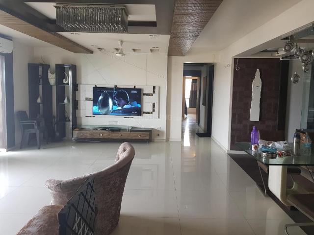 2 BHK Apartment in Kasarvadavali for rent Thane. The reference number is 20225204