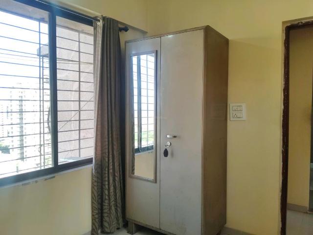 2 BHK Apartment in Kasarvadavali for rent Thane. The reference number is 20345343