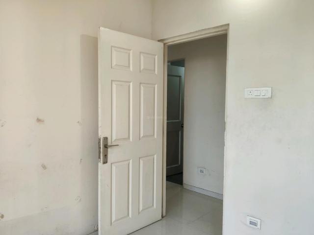 2 BHK Apartment in Kasarvadavali for rent Thane. The reference number is 20347190
