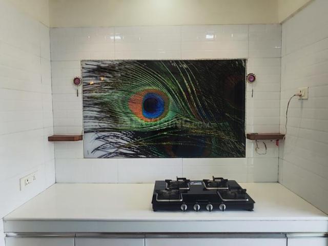 2 BHK Apartment in Kasarvadavali for rent Thane. The reference number is 20369185