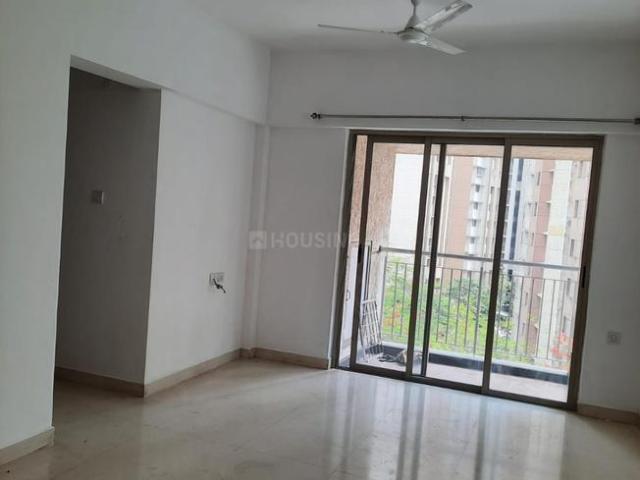 2 BHK Apartment in Kasarvadavali for rent Thane. The reference number is 20379641