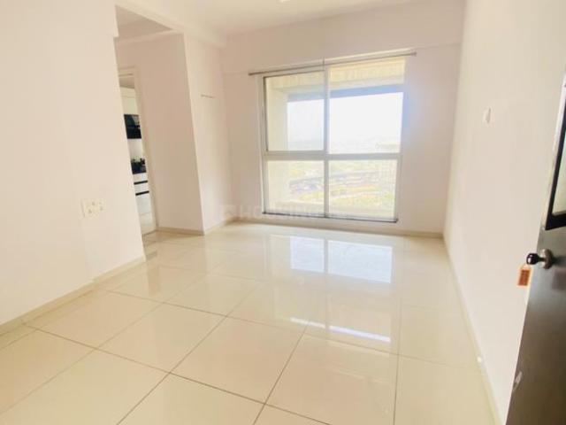 2 BHK Apartment in Kasarvadavali for rent Thane. The reference number is 20388327