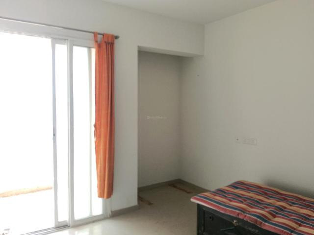 2 BHK Apartment in Kasarvadavali for rent Thane. The reference number is 20397363