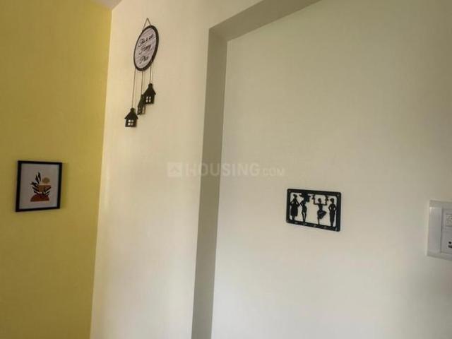 2 BHK Apartment in Kasarvadavali for rent Thane. The reference number is 20326877