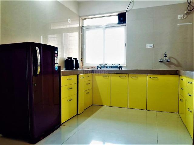 2 BHK Apartment in Kasarvadavali for rent Thane. The reference number is 20337298