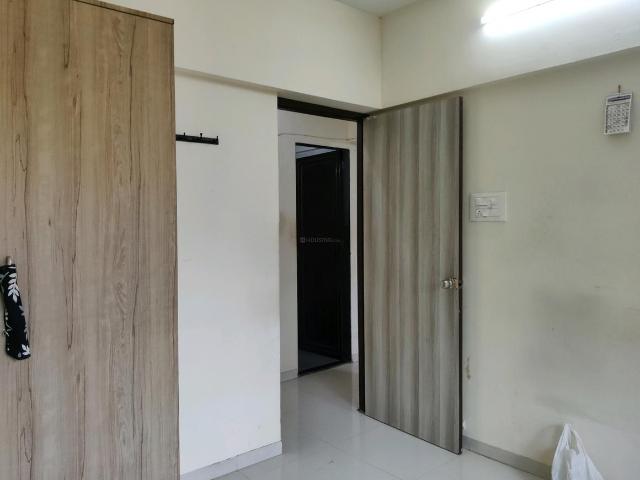 2 BHK Apartment in Kasarvadavali for resale Thane. The reference number is 19625342