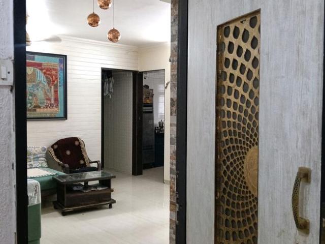 2 BHK Apartment in Kasarvadavali for resale Thane. The reference number is 20490009