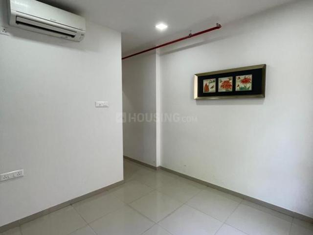 2 BHK Apartment in Kasarvadavali for resale Thane. The reference number is 20801774