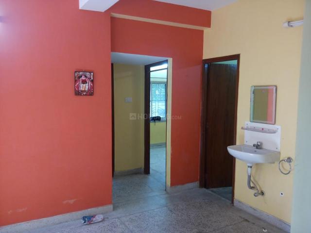2 BHK Apartment in Kasba for rent Kolkata. The reference number is 20311463