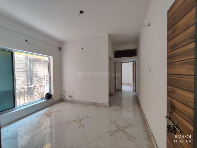 2 BHK Apartment in Kasba for resale Kolkata. The reference number is 17378170