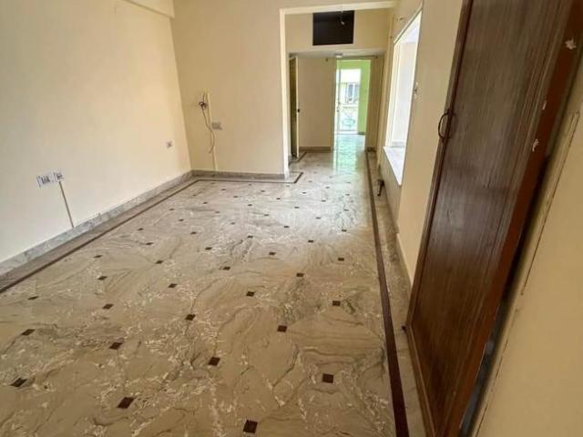 2 BHK Apartment in Kasba for resale Kolkata. The reference number is 17520358