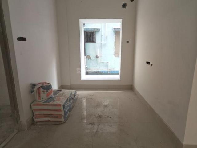 2 BHK Apartment in Kasba for resale Kolkata. The reference number is 18232501