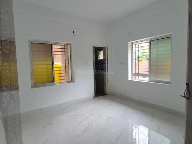 2 BHK Apartment in Kasba for resale Kolkata. The reference number is 20636185