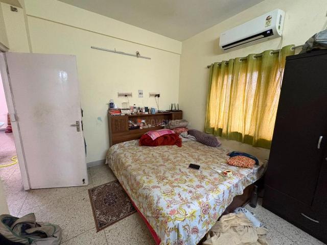 2 BHK Apartment in Kasba for resale Kolkata. The reference number is 20866848
