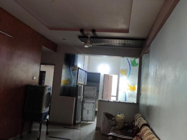 2 BHK Apartment in Keshav Nagar for rent Ahmedabad. The reference number is 9967606