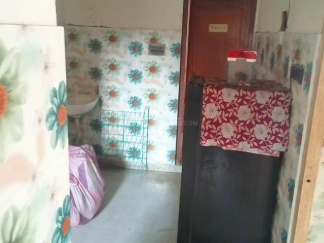 2 BHK Apartment in Keshtopur for rent Kolkata. The reference number is 16000877
