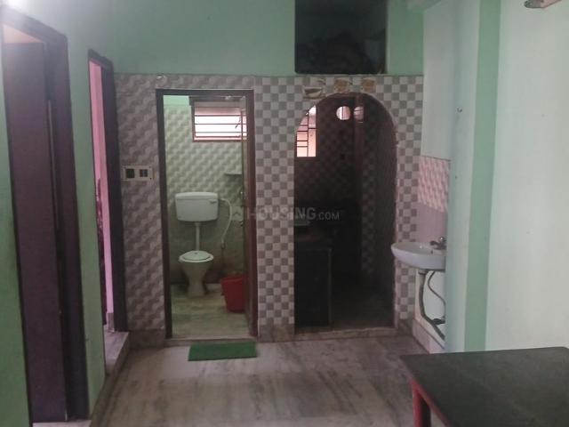 2 BHK Apartment in Keshtopur for rent Kolkata. The reference number is 19434275
