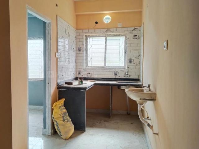 2 BHK Apartment in Keshtopur for rent Kolkata. The reference number is 19787518