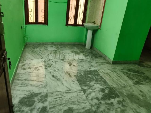 2 BHK Apartment in Keshtopur for rent Kolkata. The reference number is 20516596