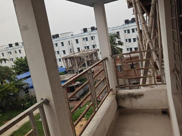 2 BHK Apartment in Keshtopur for rent Kolkata. The reference number is 20650822