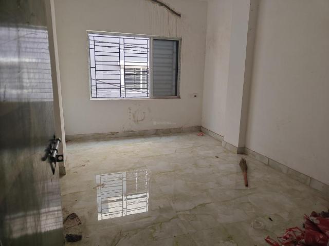 2 BHK Apartment in Keshtopur for rent Kolkata. The reference number is 20076149