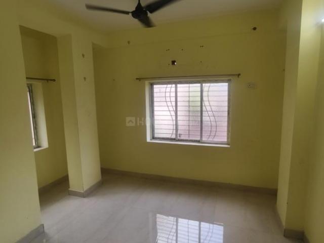 2 BHK Apartment in Keshtopur for rent Kolkata. The reference number is 20282673