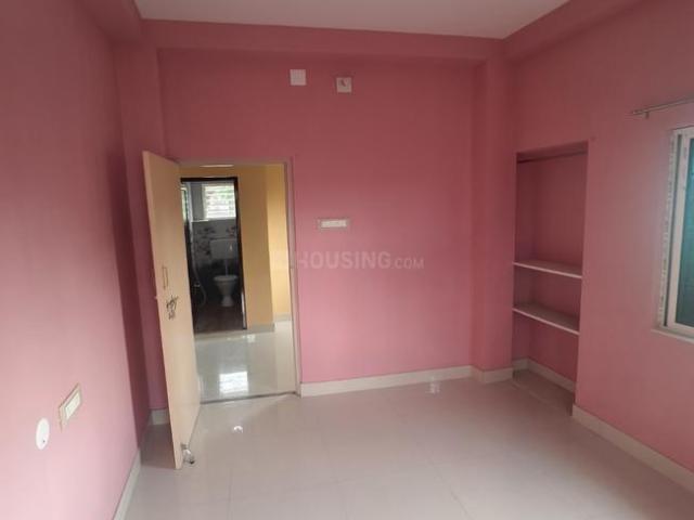 2 BHK Apartment in Keshtopur for rent Kolkata. The reference number is 20282707