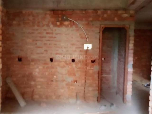 2 BHK Apartment in Keshtopur for resale Kolkata. The reference number is 17495207