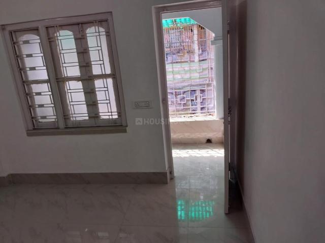2 BHK Apartment in Keshtopur for resale Kolkata. The reference number is 17952611