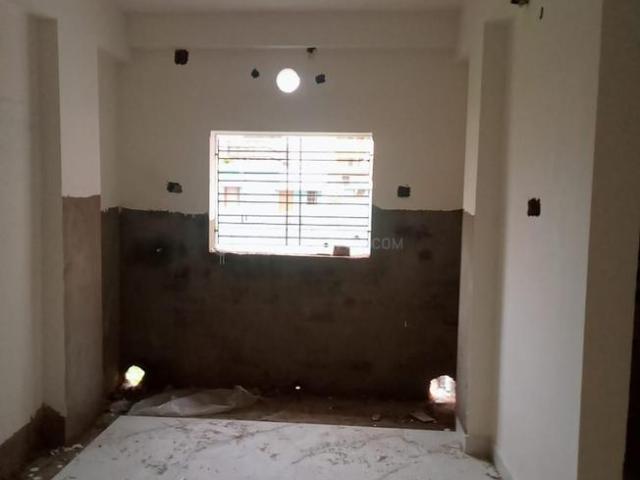 2 BHK Apartment in Keshtopur for resale Kolkata. The reference number is 19429415