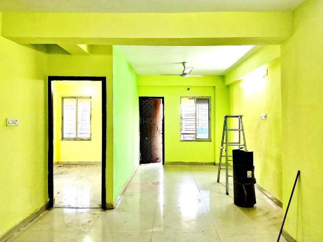 2 BHK Apartment in Keshtopur for resale Kolkata. The reference number is 19726392