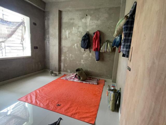 2 BHK Apartment in Keshtopur for resale Kolkata. The reference number is 20292457