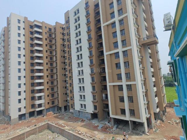 2 BHK Apartment in Keshtopur for resale Kolkata. The reference number is 20380272