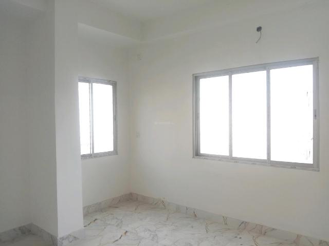 2 BHK Apartment in Keshtopur for resale Kolkata. The reference number is 20337642