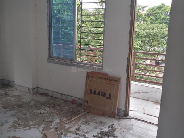2 BHK Apartment in Keshtopur for resale Kolkata. The reference number is 20439179