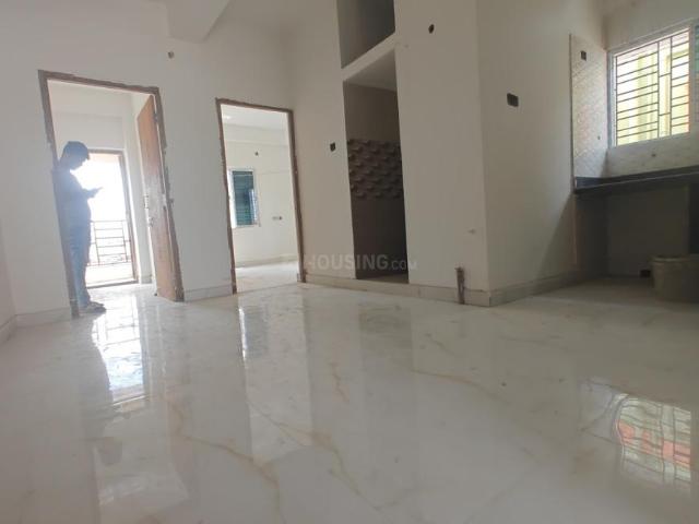 2 BHK Apartment in Keshtopur for resale Kolkata. The reference number is 20604606