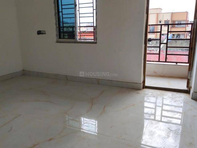 2 BHK Apartment in Keshtopur for resale Kolkata. The reference number is 20604759