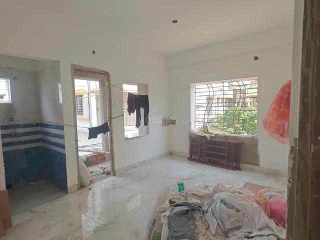 2 BHK Apartment in Keshtopur for resale Kolkata. The reference number is 20963030