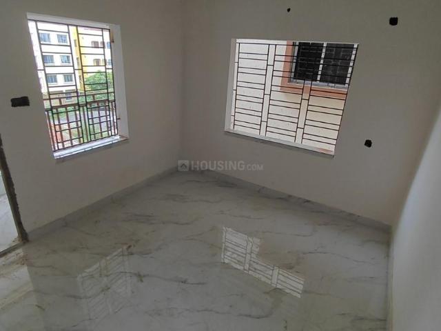 2 BHK Apartment in Keshtopur for resale Kolkata. The reference number is 20917105