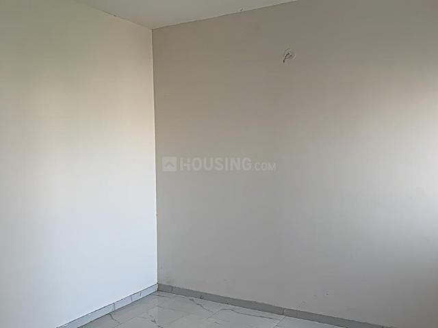 2 BHK Apartment in Kesnand for resale Pune. The reference number is 20054268