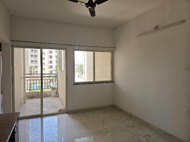 2 BHK Apartment in Kesnand for resale Pune. The reference number is 20115870